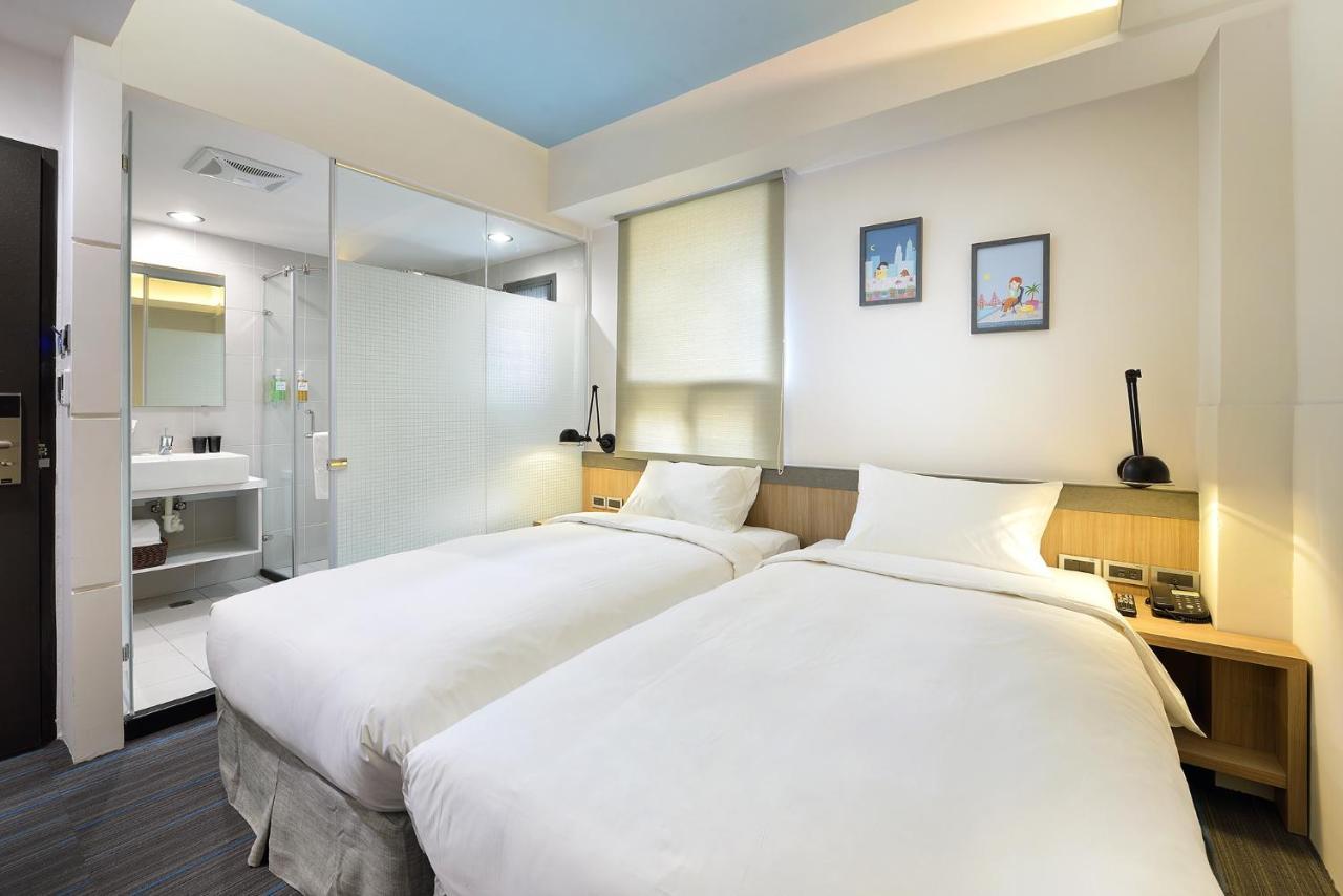 Hommie Inn Тайчжун Экстерьер фото