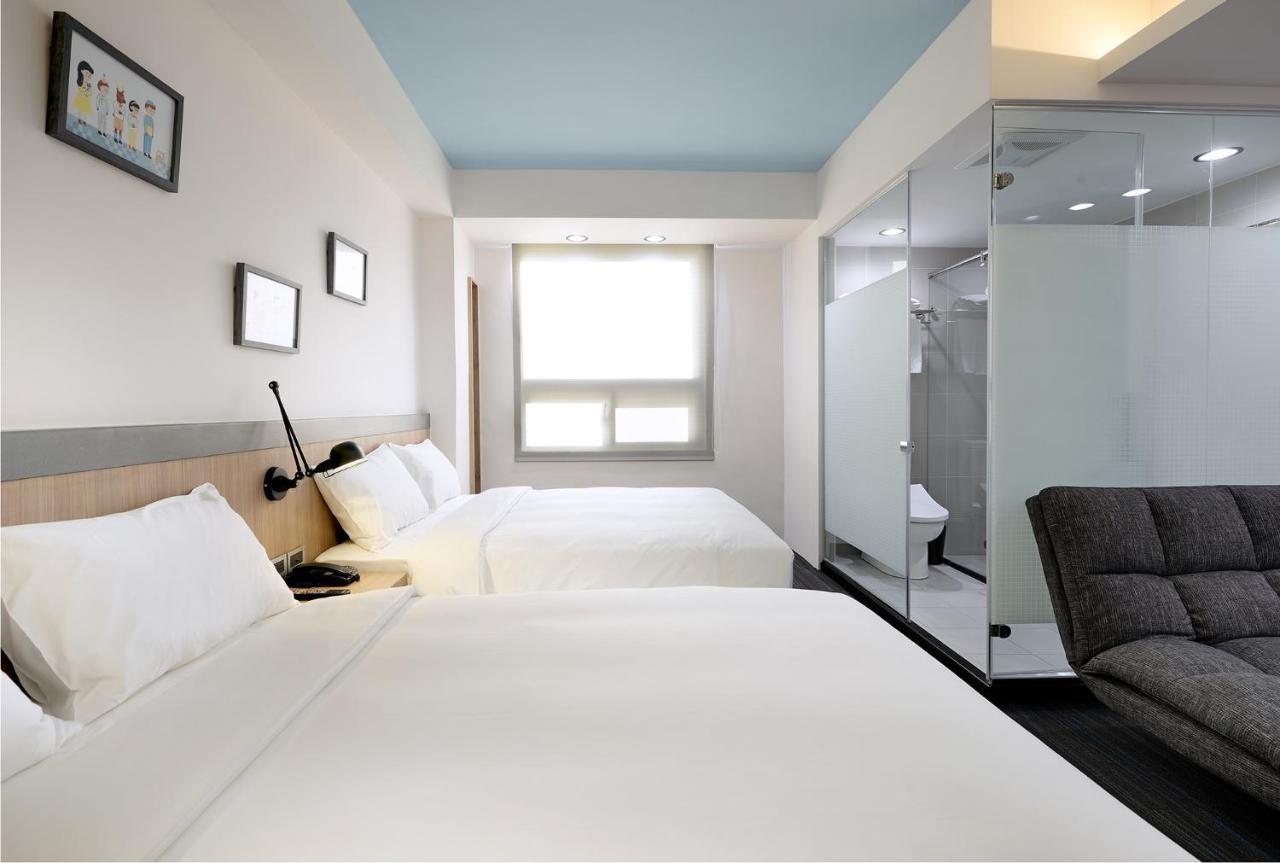 Hommie Inn Тайчжун Экстерьер фото