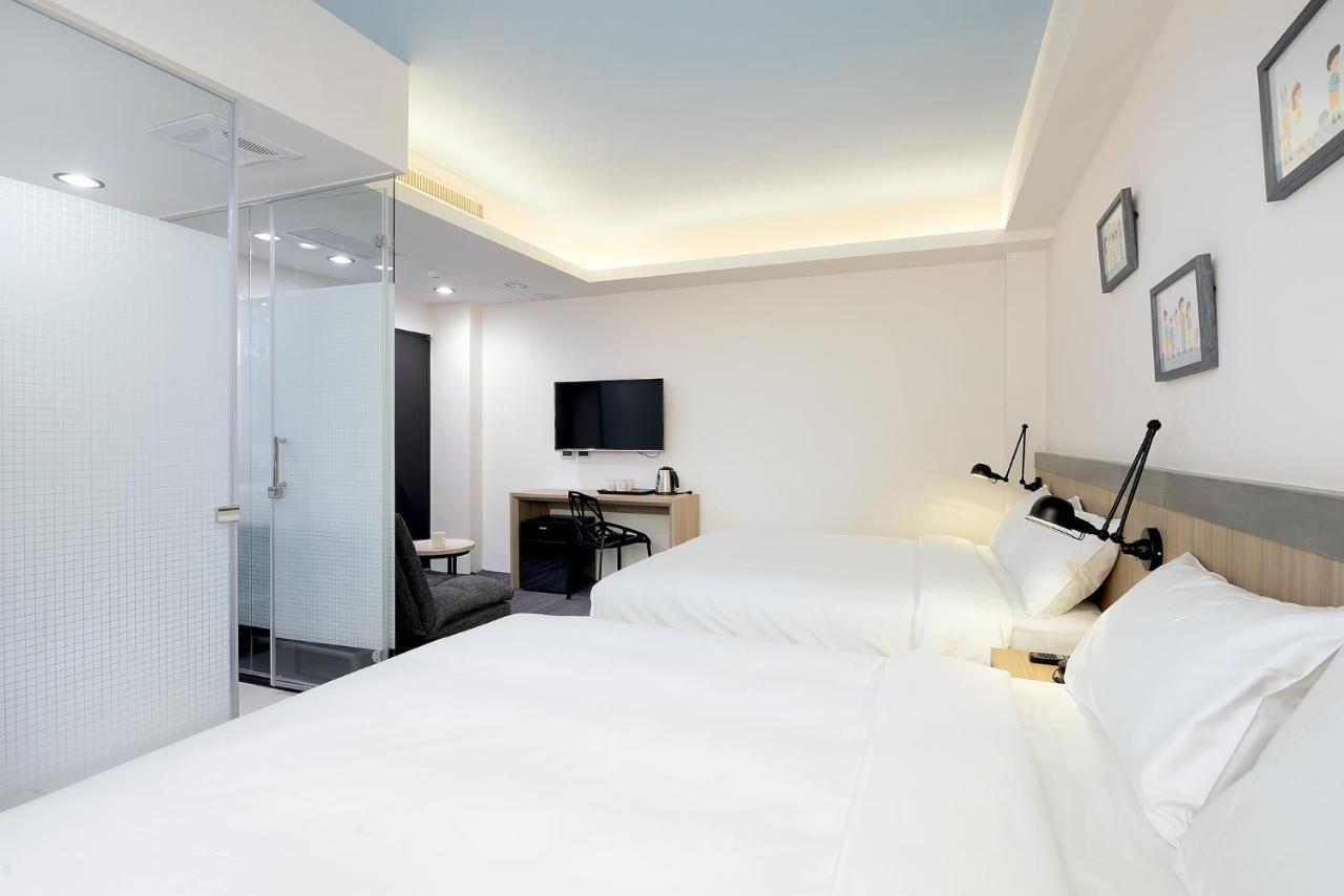 Hommie Inn Тайчжун Экстерьер фото